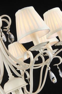 Подвесная люстра Maytoni ARM172-08-G