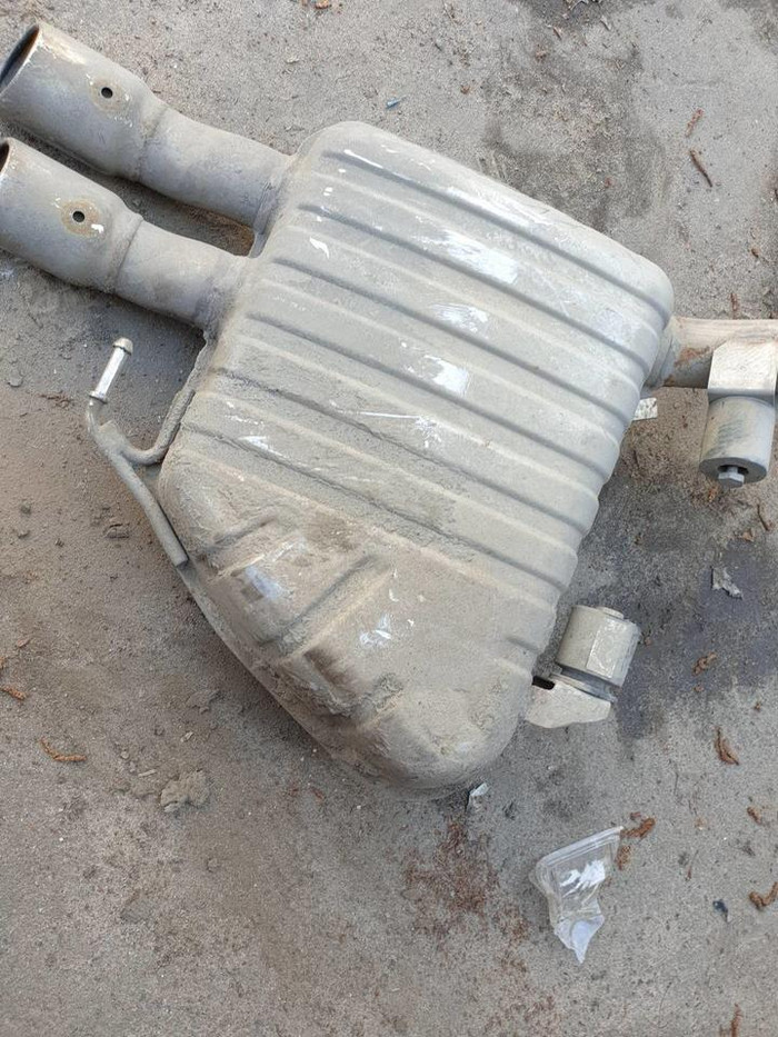 Глушитель Jaguar F-PACE (2016-н.в.)