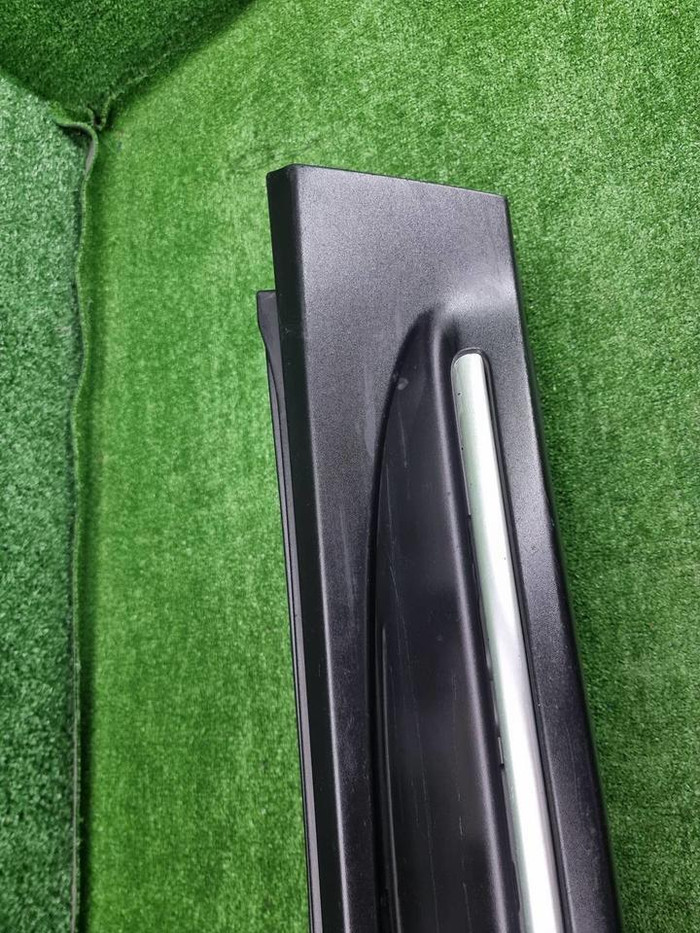 Накладка порога левая Mercedes GLS x167 (18-нв)