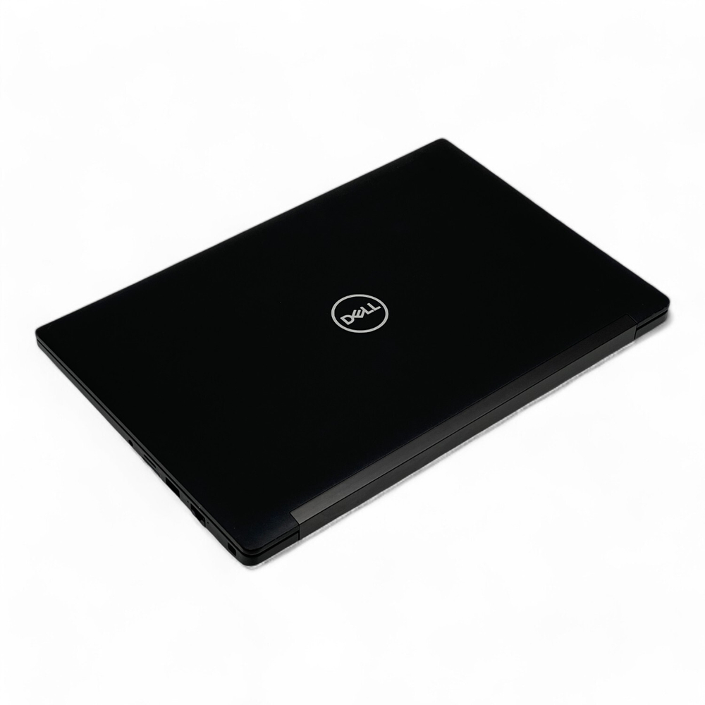 Latitude 7490