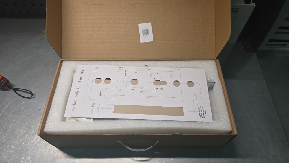 Умный электронный автоматический уличный замок с домофоном и блоком WI-FI Safeburg S1030 Premium (Face ID, Palm ID)