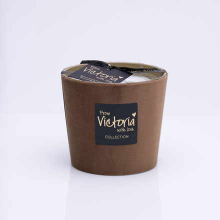 Свеча ароматическая 400г Victoria with Love Velvet light brown