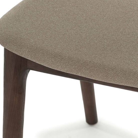 Стул Canada 2.0 деревянный, сиденье из коричневой ткани