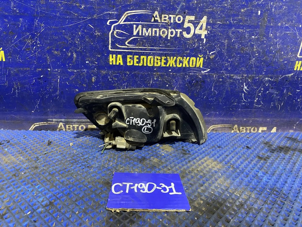 Габарит левый TOYOTA CALDINA 1994