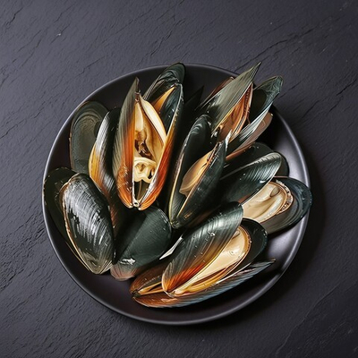 Мидии целые в раковине, варено-мороженые, 40-60шт в кг, Чили, 1кг