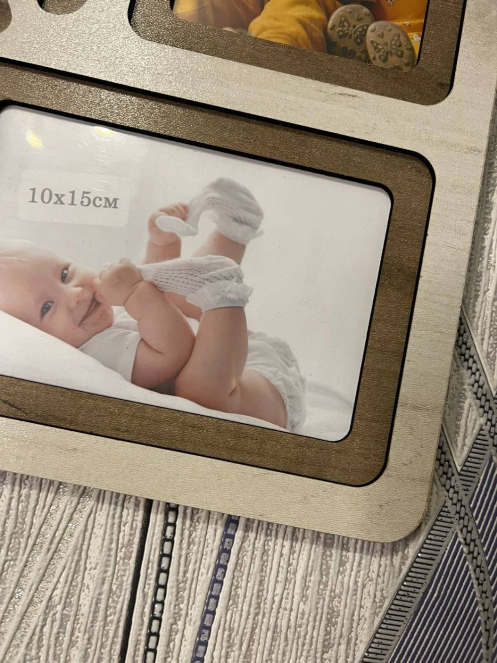 Фоторамка "Ножки" на 4 фото 10х15см