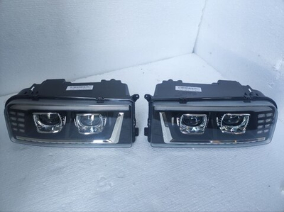 Фара передняя Mercedes Axor LED левая+правая (Комплект)