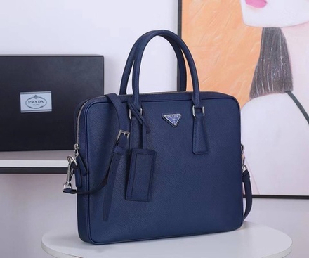 Портфель Prada