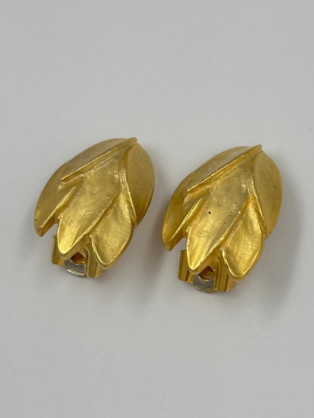 Клипсы матовые