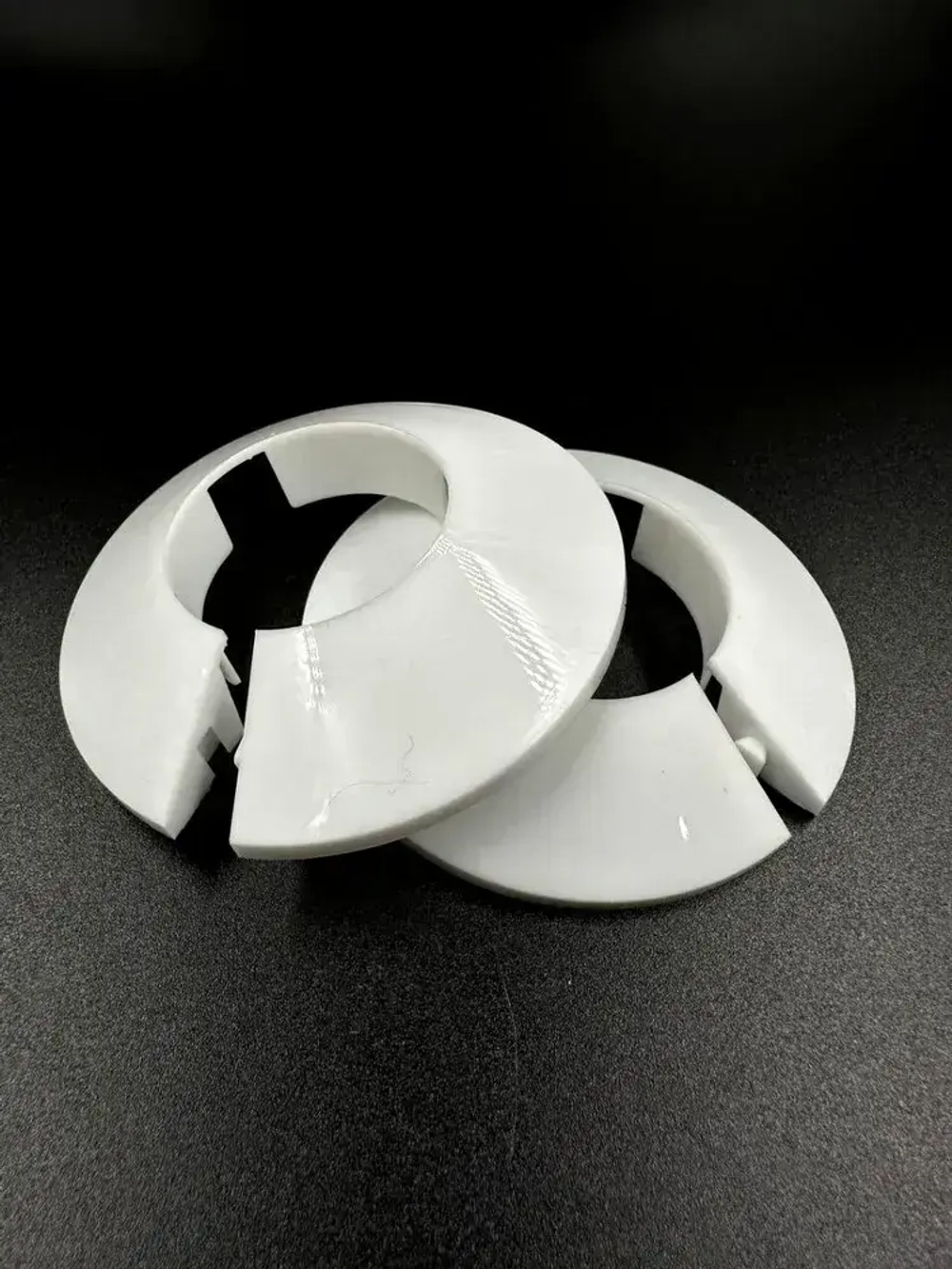 Обвод декоративный для труб 22 мм 2 шт