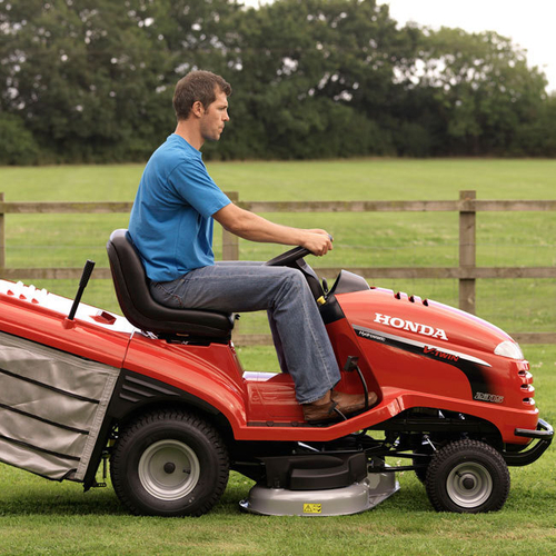 Газонокосилка Honda HF2315 K3 HME с сиденьем