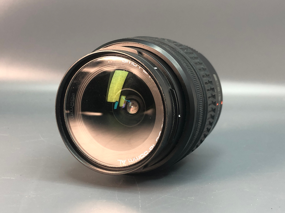 Pentax K-m Kit 18-55mm, 3600 кадров пробега