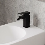 Инсталляция для биде со смесителем WasserKraft Naab 86BDT.050.WH.SQ2006 белая панель/смеситель черный Soft-touch