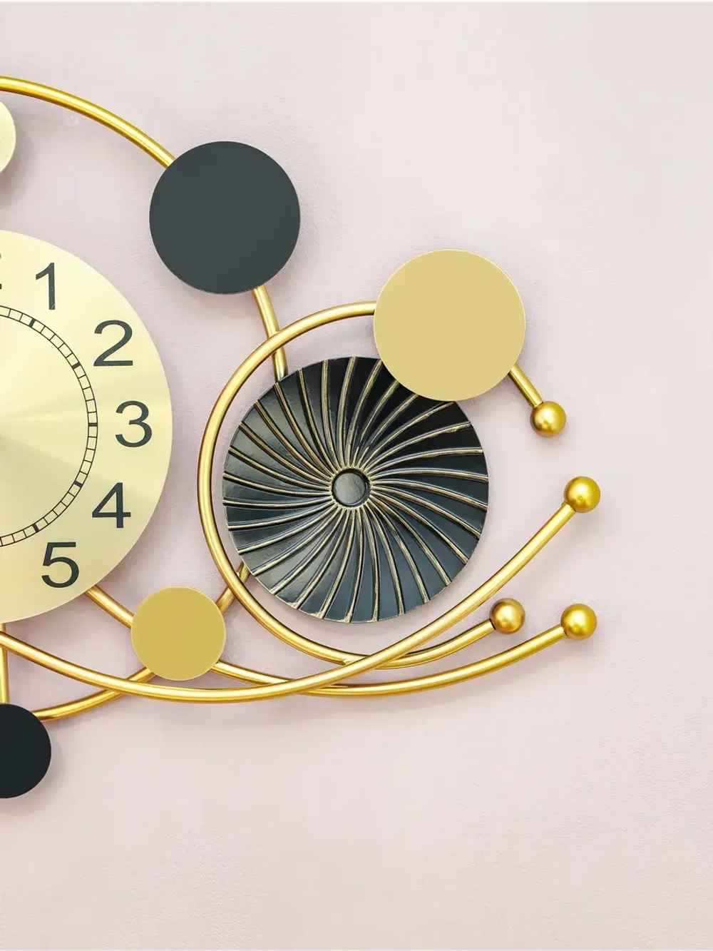 Часы настенные интерьерные