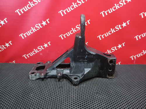 Кронштейн задней подвески кабины правый 2024г.