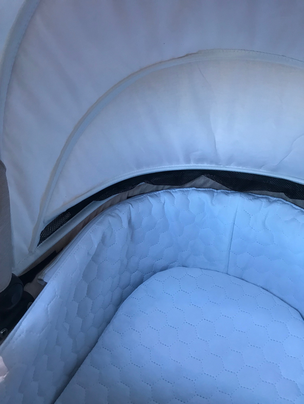 Коляска  MONTANA (2 в 1) (RIKO BASIC) 02 бежевый