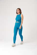 Легинсы с высокой талией