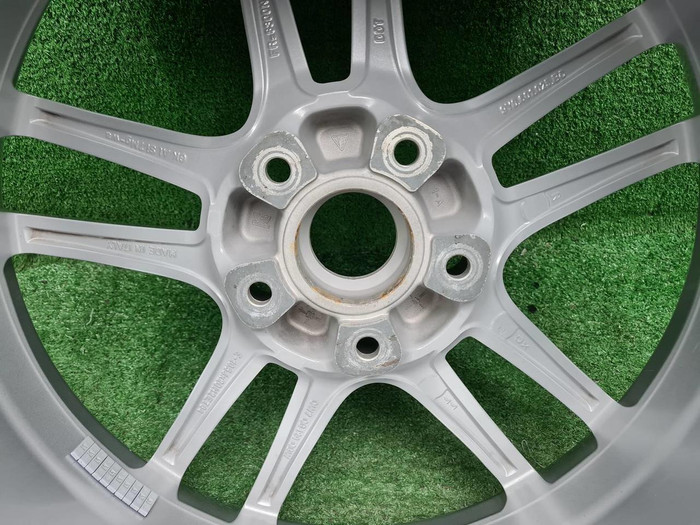 Диск Комплект дисков R20 Porsche Cayenne 3 (17-нв)