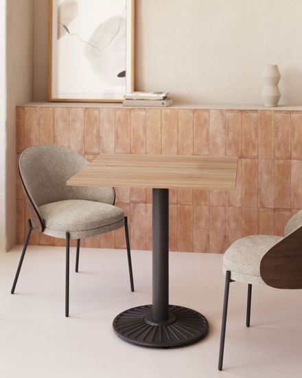 Tiaret Меламиновый стол с натуральной отделкой и черной металлической ножкой 69,5x69,5 см