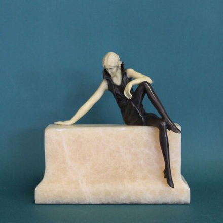 Винтаж: Скульптура в стиле Ар-Деко