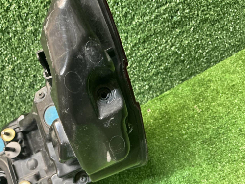 Фонарь левый внешний Genesis G80 2 (2020-2024)