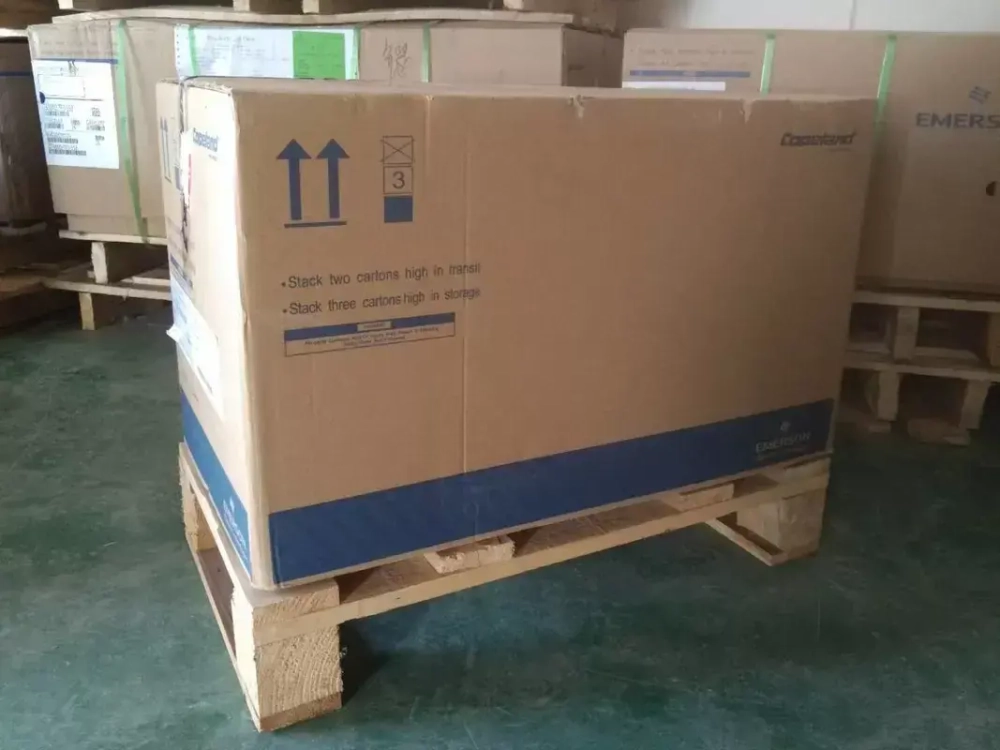 Поршневой Холодильный компрессор Copeland D9RS4-1500-AWMD, мощностью 50 л.с.