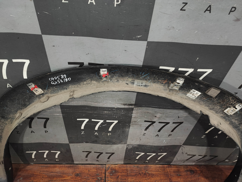 Накладка крыла переднего правого Infiniti QX80 17-24 Б/У Оригинал 638105ZA2C