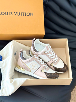 Louis Vuitton Run Away Trainer