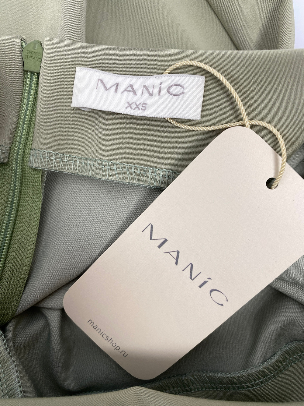 Платье Manic