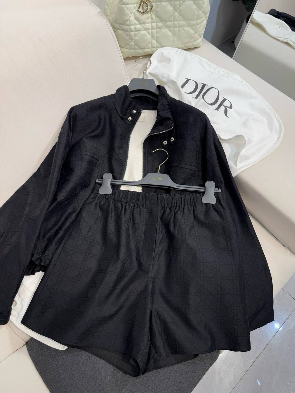 Костюм Dior