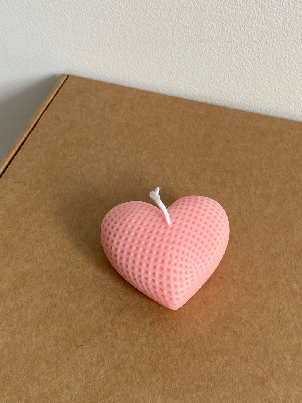 Свеча JIWA натуральная формовая "Love" c ароматом "Бананово-ореховый хлеб"