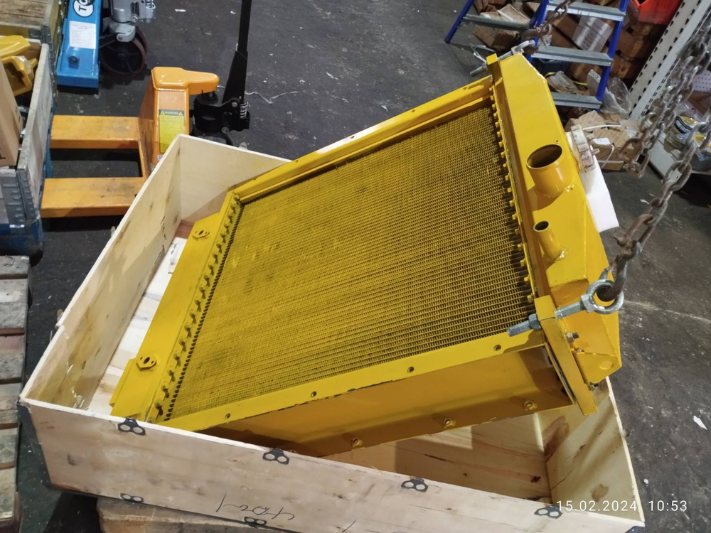 Радиатор водяной 16Y-03A-03000