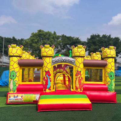 Надувной батут " Замок дракона" 6х5х3,8м