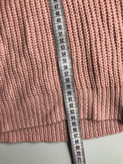 Свитер Shein объемный и с оригинальной спинкой, визуально на 52/54 размер