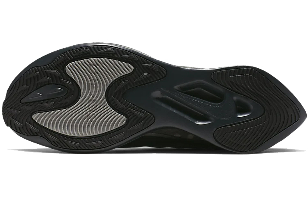 Кроссовки Nike Zoom Gravity 1