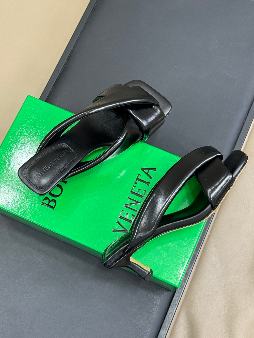 Bottega Veneta Riva Mule (6 colors)