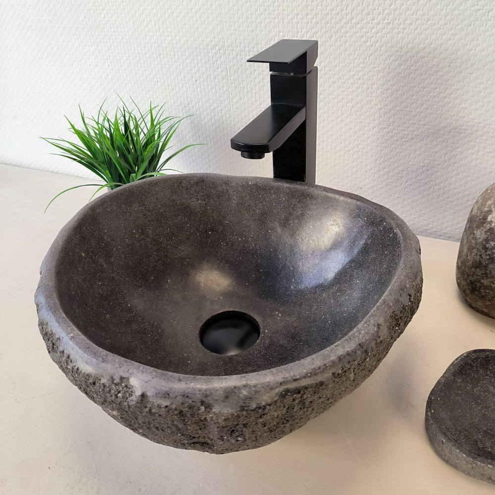 Раковина из речного камня RS-66033 37х35х15 из натурального камня