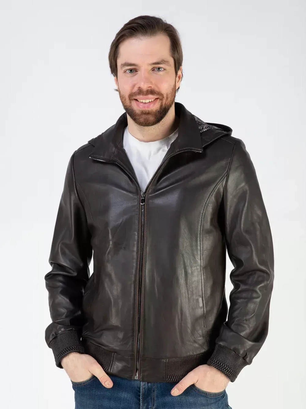 Кожаная куртка демисезонная с капюшоном