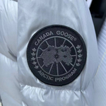 Пуховик Canada Goose