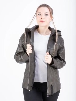 Куртка женская  кожаная большие  размеры