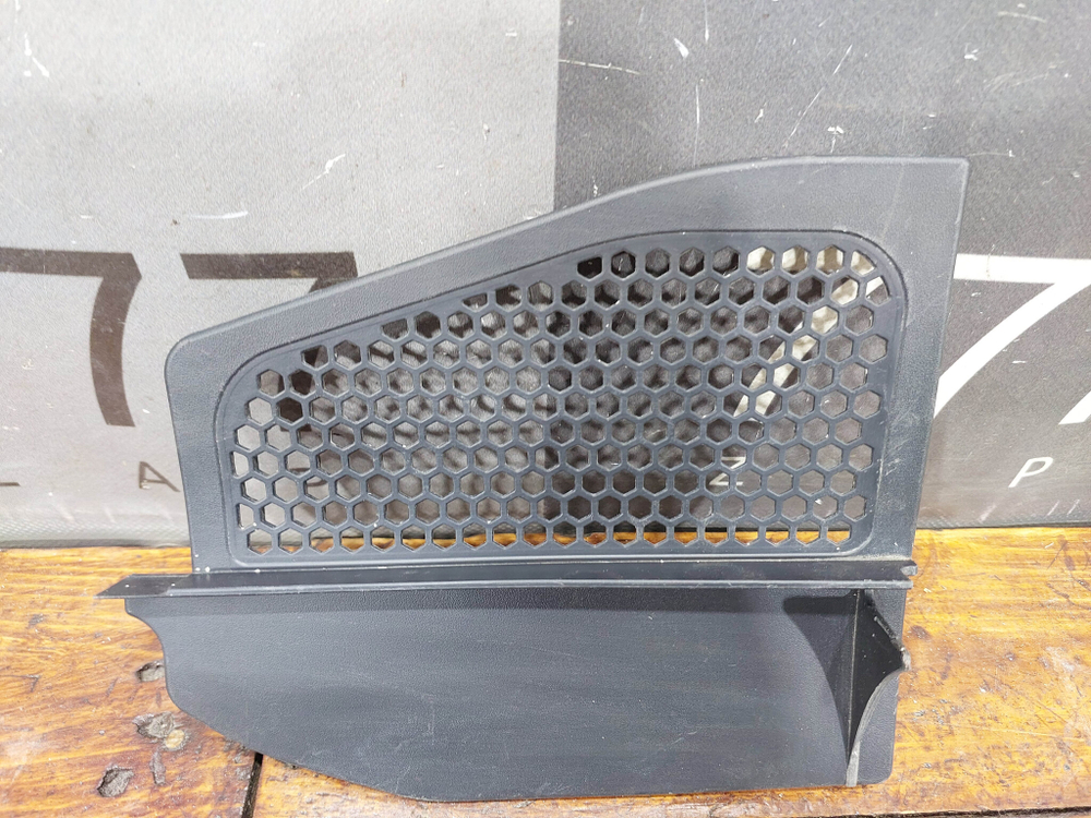 Накладка жабо левая Haval F7 1 19-24 Б/У Оригинал 5304106XKQ00A