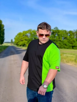 Футболка