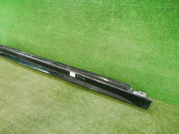 Накладка порога правая Mercedes GLE V167 (2018-н.в.) AMG