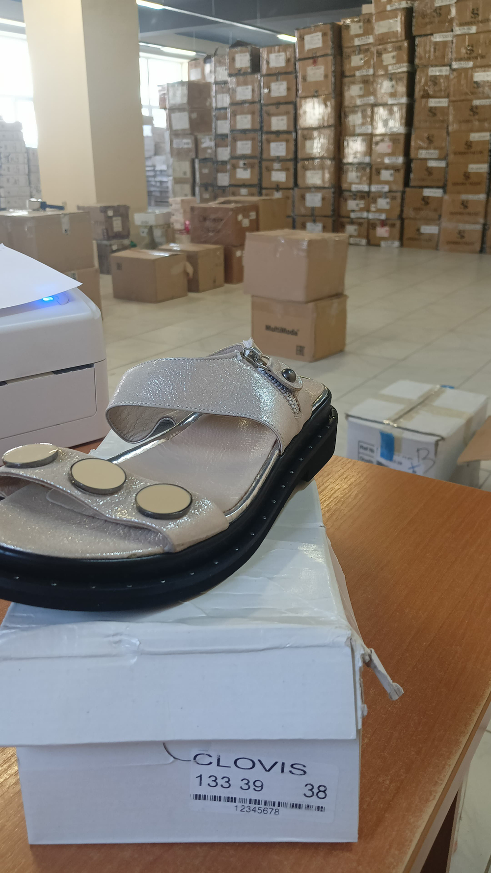 Босоножки женские CLOVIS 133-39