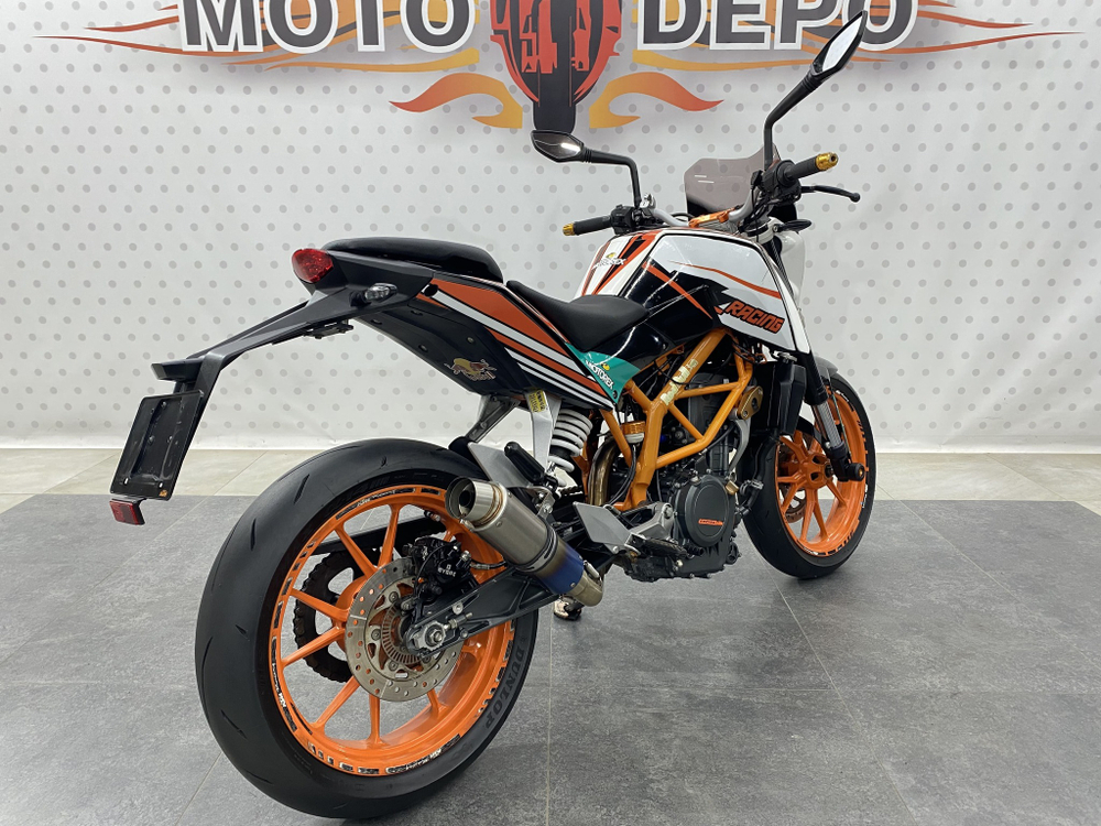 KTM 390 Duke , 2015