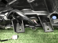 Фара левая Toyota Land Cruiser 200 (2015-2021) LED