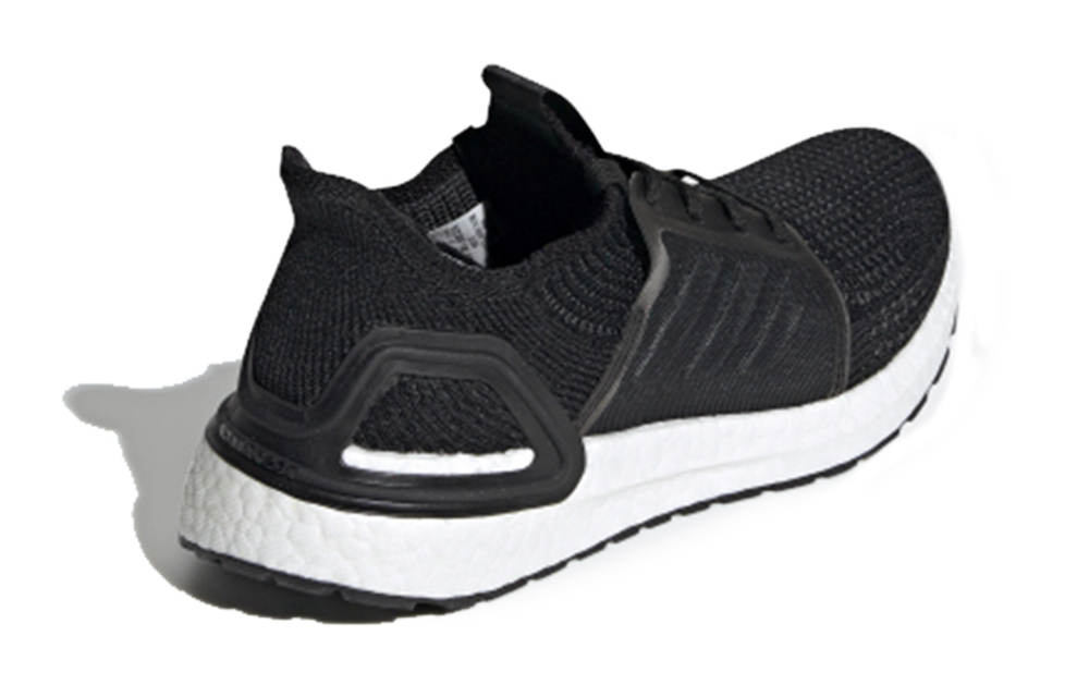 Кроссовки Adidas Ultraboost 19 (Женская размерная сетка)