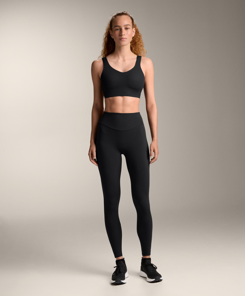 Oysho Спортивный бюстгальтер Light Touch со средней поддержкой, черный