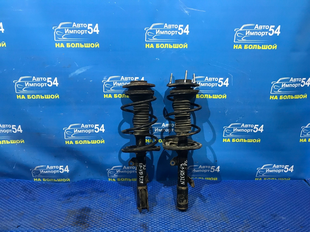 Стойка передняя правая TOYOTA FIELDER 2002