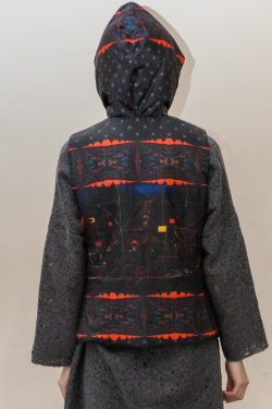 Двусторонний жилет "Синдбад", по мотивам живописи художника авангардиста Пауль Клее